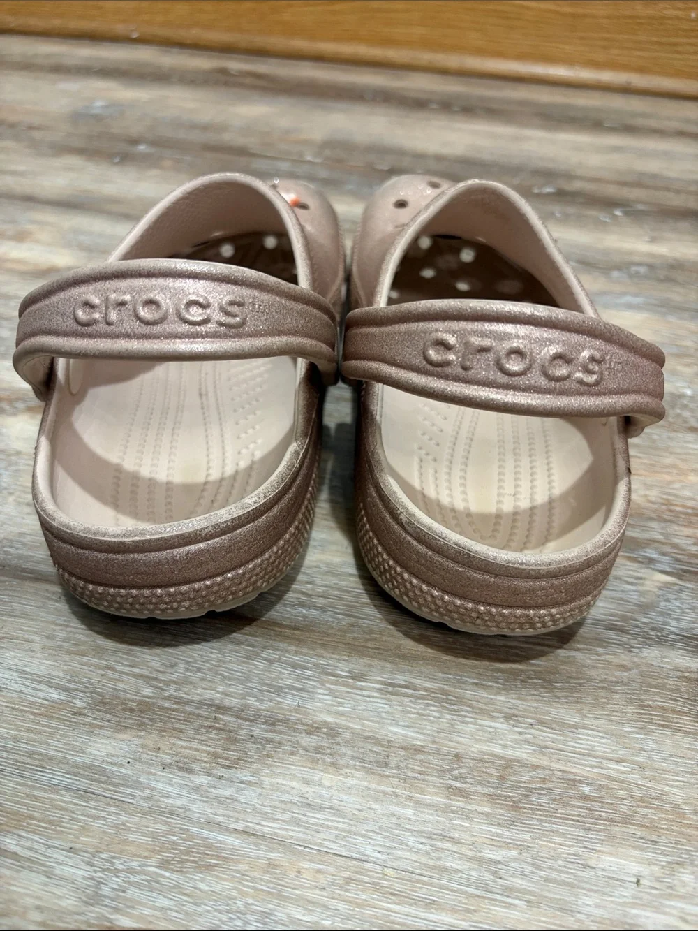 Crocs Classic Quartz Glitter Clogs Size 6  Assorted Jibbitz Charms